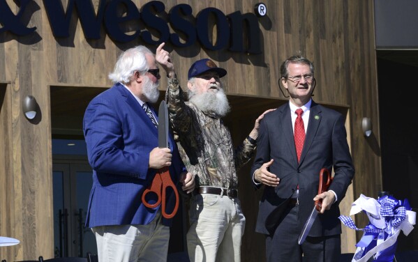 Smith & Wesson celebrates new headquarters opening in gun-friendly